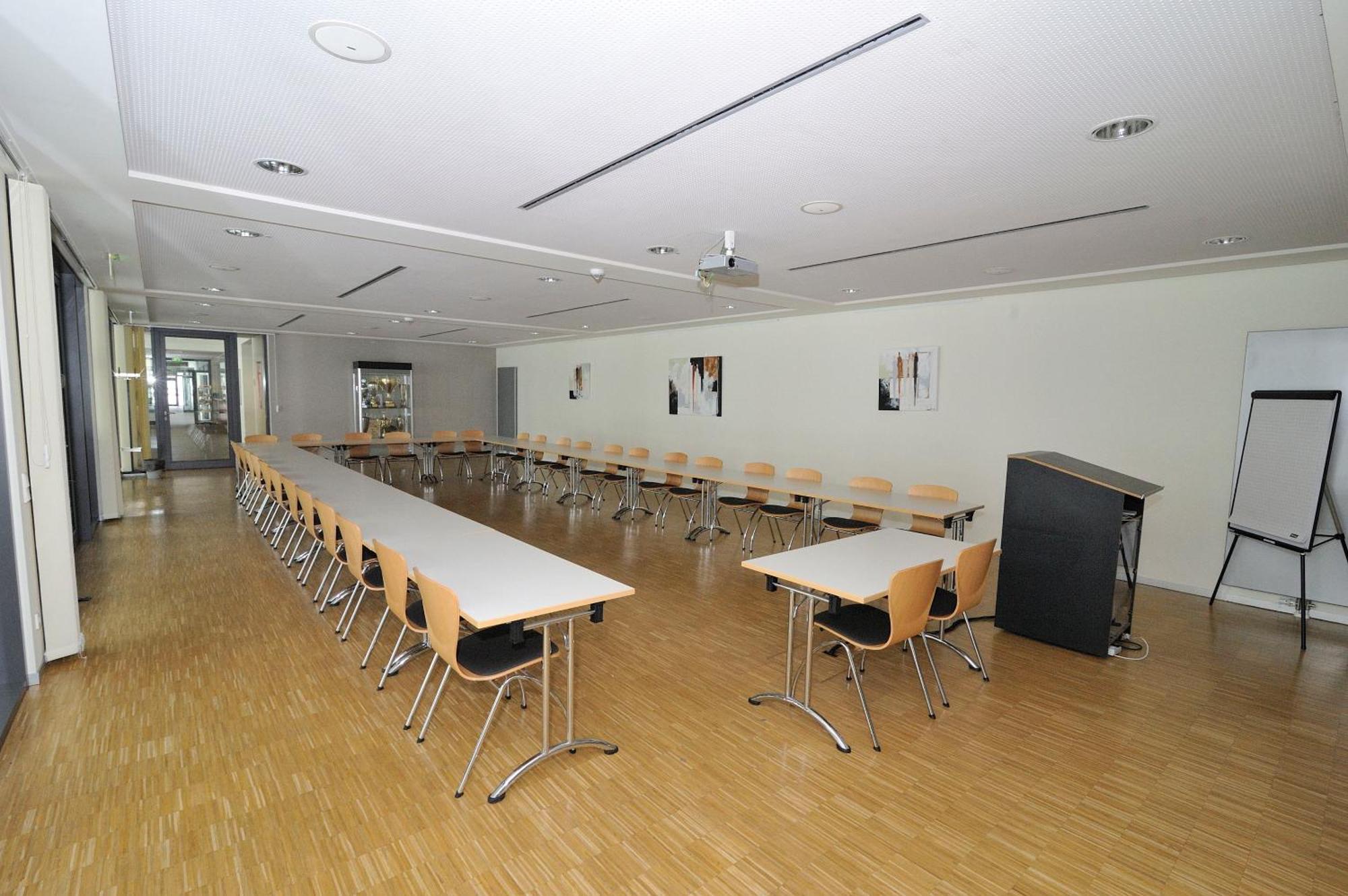 Sporthotel Borussia Duesseldorf ภายนอก รูปภาพ