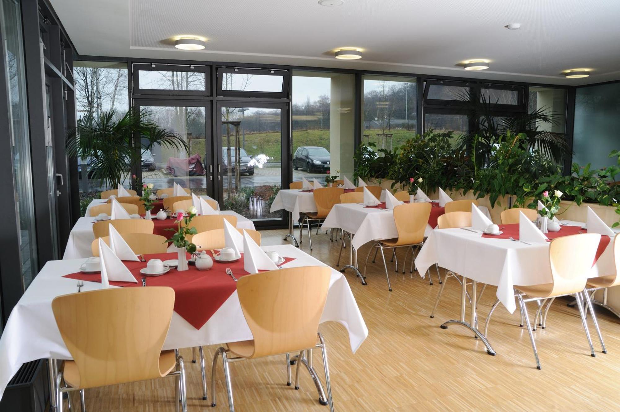 Sporthotel Borussia Duesseldorf ภายนอก รูปภาพ