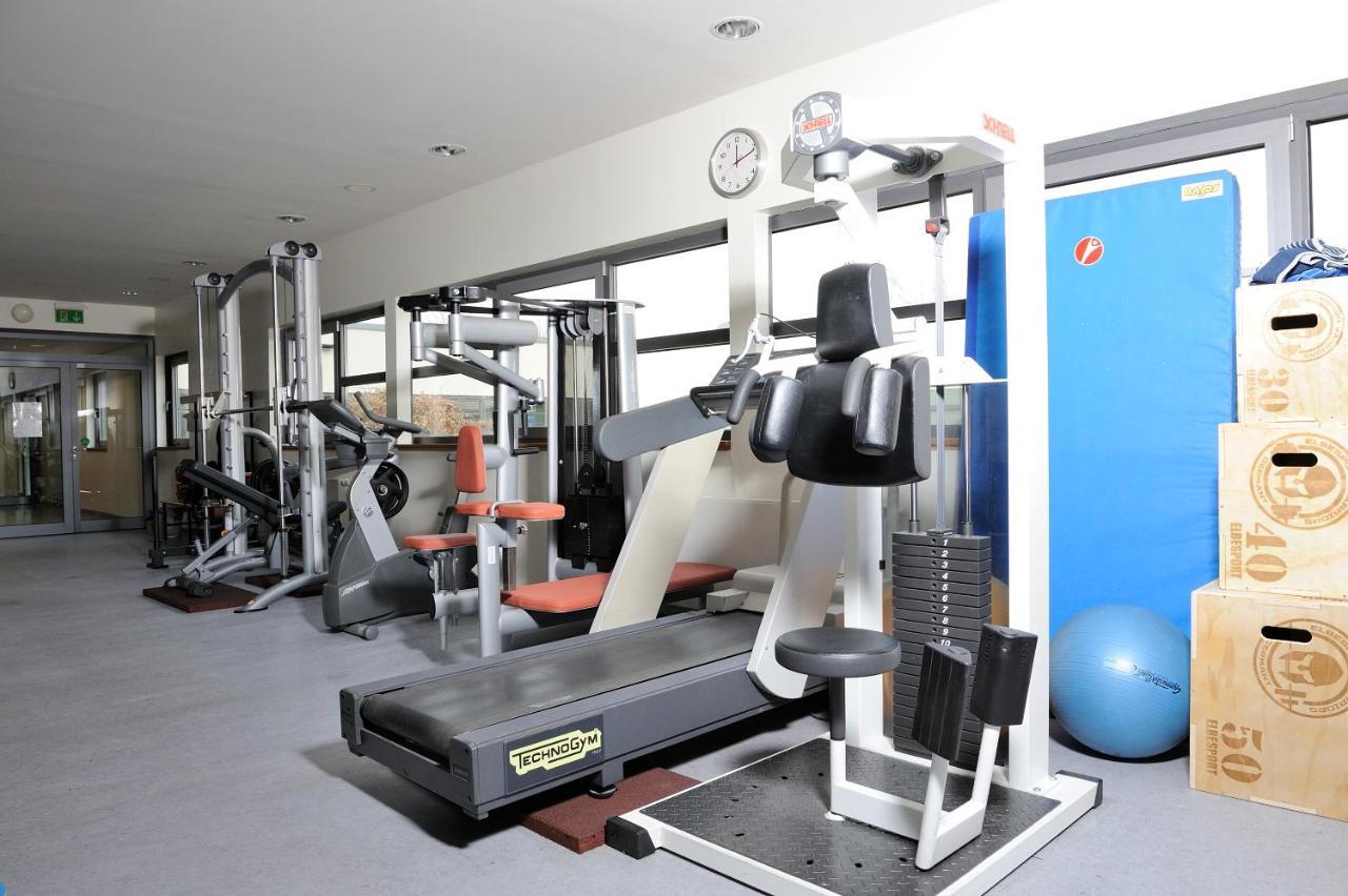 Sporthotel Borussia Duesseldorf ภายนอก รูปภาพ